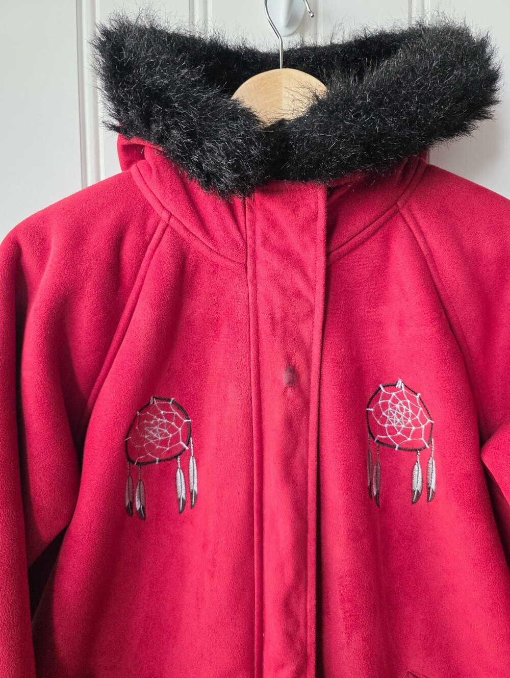 Vintage Northern Lifestyles Faux Fur Indigenous Wolf Tribal Winter Red Parka - Picture 2 of 13